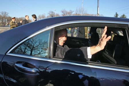 Tăriceanu nu-şi poate scoate Audiul din garaj