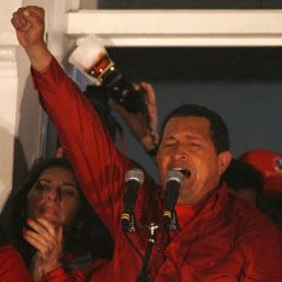 Venezuela votează eternitatea lui Chavez