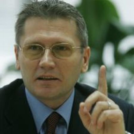 Peste un milion de euro pentru informarea cetăţenilor