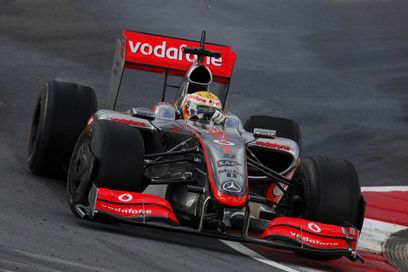 Poate Hamilton să repete titlul la volanul unui McLaren?