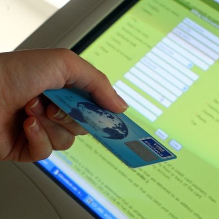 Primul străin condamnat în SUA pentru phishing este un român