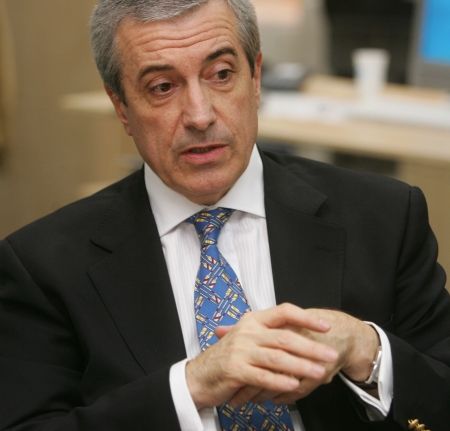 Tăriceanu: "Băsescu trăieşte într-o realitate paralelă"