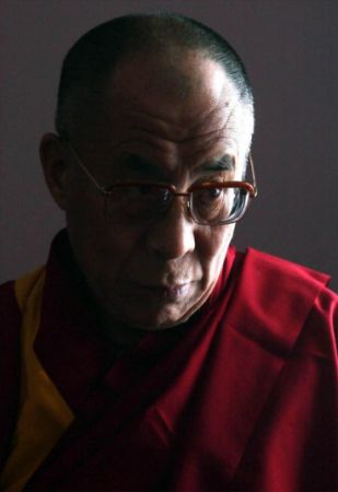 Tibetul ocupat de chinezi, „iadul pe pământ”