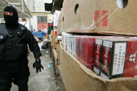 Ţigări de contrabandă confiscate la Constanţa