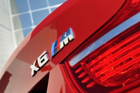 BMW dopează X5 şi X6