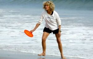 Farrah Fawcett, în stare critică