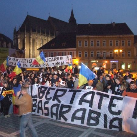 Studenţii braşoveni pleacă la Chişinău