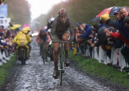 Tom Boonen, din nou rege în "Iadul nordului"