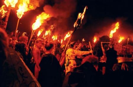 1 Mai cu lupte de stradă şi proteste