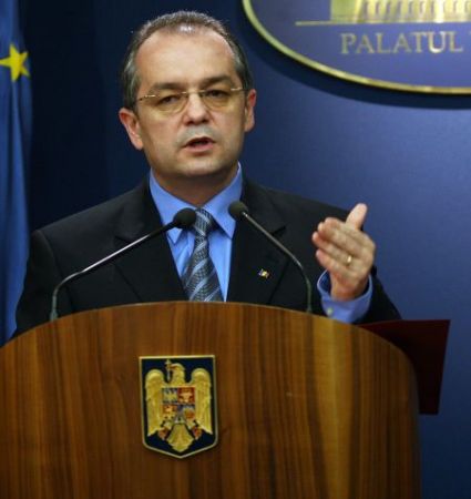 Boc: Fostul Guvern a făcut "chermeză" pe bani publici