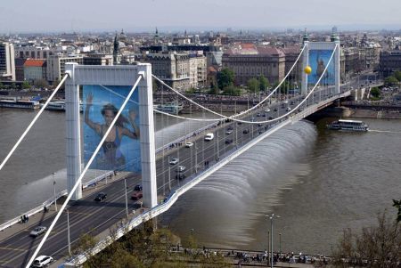 Bucureşti-Budapesta, o confuzie la modă în Marea Britanie