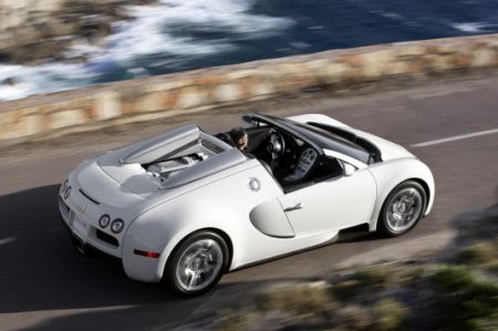 Bugatti produce decapotabila de 1,4 milioane de euro