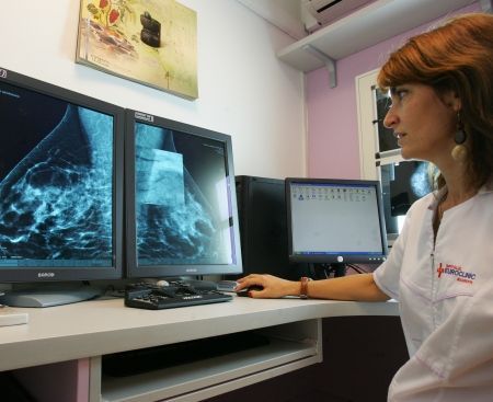 SĂNĂTATE: Medicament revoluţionar contra cancerului la sân, lansat în România