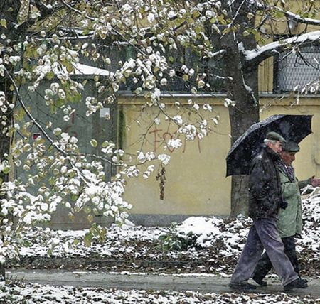 Zăpadă de mai la Braşov şi în Bistriţa-Năsăud