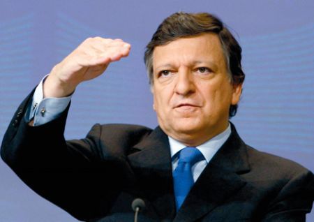 Barroso mai vrea un mandat la conducerea Comisiei Europene