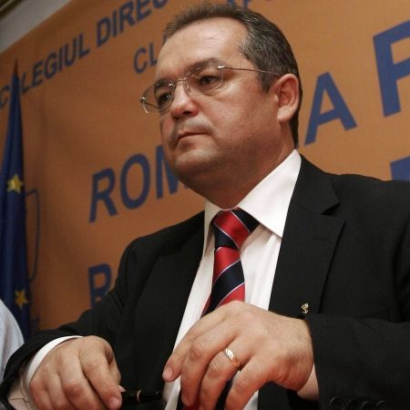 Desfiinţarea Cancelariei premierului, aprobată de Senat