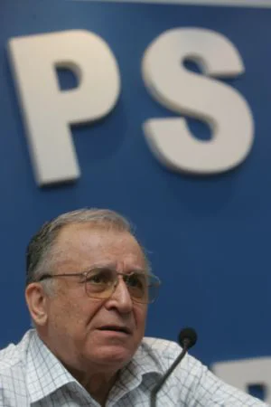 Iliescu, scăpat de dosarul „Mineriada 13-15 iunie”