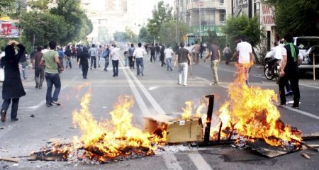 Iranul vede „terorişti” printre reformişti