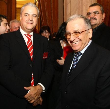 Năstase şi Iliescu fac strategia de opoziţie