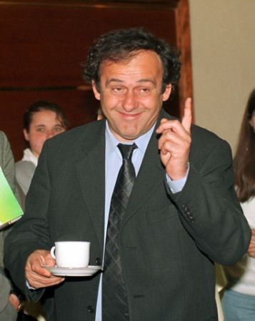 Platini critică Realul