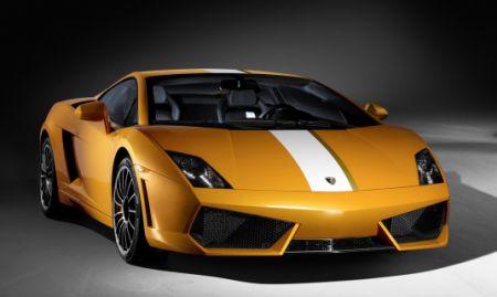 Primele imagini cu cel mai nou Lamborghini