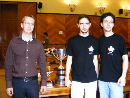 “Echipa de aur” a României în software a revenit în ţară