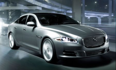 Jaguar a prezentat modelul XJ