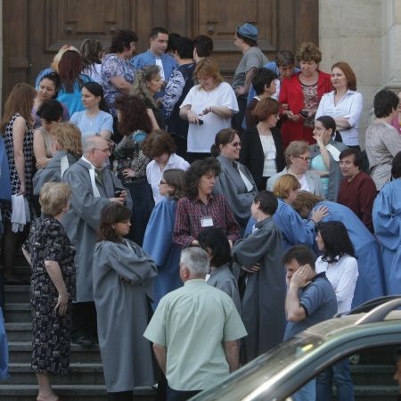 Justiţia ameninţă cu blocarea prezidenţialelor