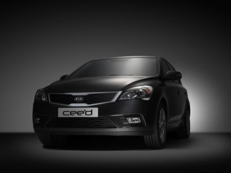 Kia face teasing cu Cee’d facelift