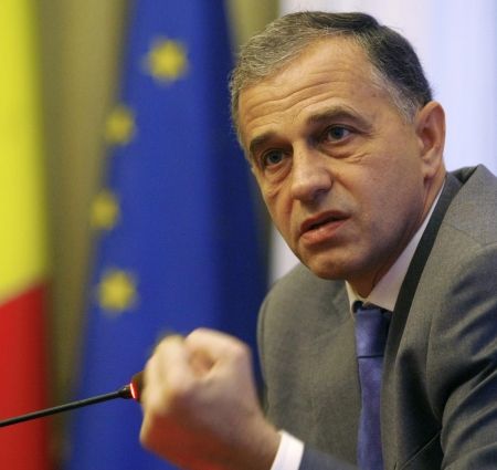 Mircea Geoană, îngrijorat de „România zdrenţuită”
