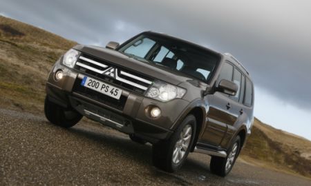 Mitsubishi Pajero, diesel nou de 200 de ”cai”