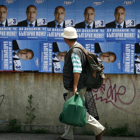 Socialiştii, bătuţi măr de un fost bodyguard