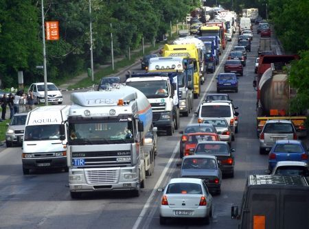 Transportatorii români au reclamat Ungaria la UE