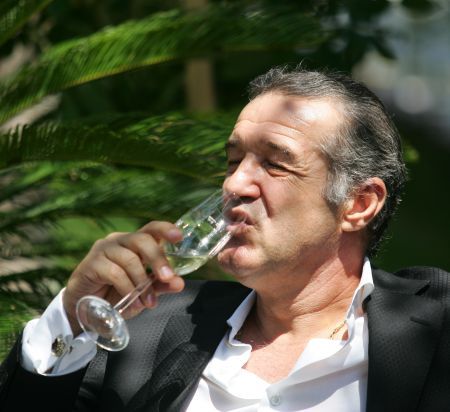 Nepoata lui Becali, nuntă de 100.000 â‚¬