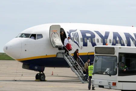 Venituri de 550 mil. lire pentru Ryanair