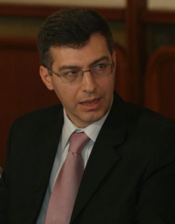 Ionuţ Popescu, şef la Proprietatea