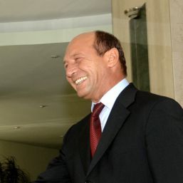 Băsescu a promulgat legea privind proiectul Nabucco