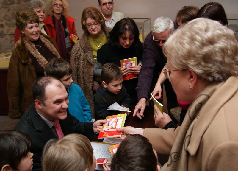 Călin Hera scrie poezie pe timp de criză