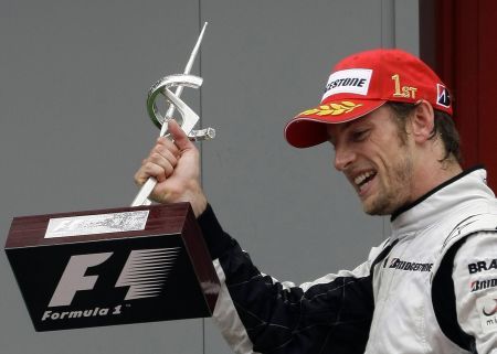 F1: Button a câştigat în Australia