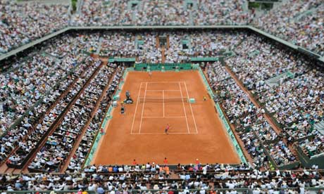 Openul Franţei s-ar putea muta de la Roland Garros