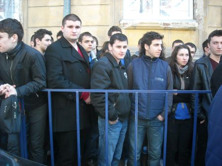 Studenţii au protestat în linişte