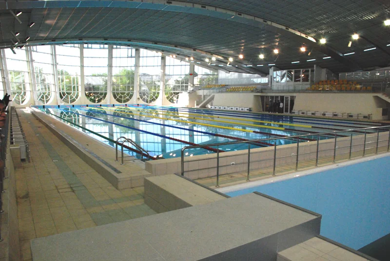 Bacău: Se închide bazinul olimpic de înot