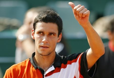 Hănescu, aproape de un nou titlu ATP