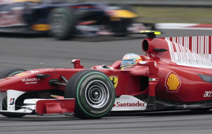 Ferrari contraatacă în scandalul reclamelor subliminale