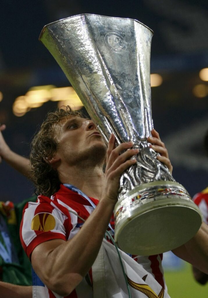 Forlan, eroul lui Atletico. Liga Europa merge la Madrid