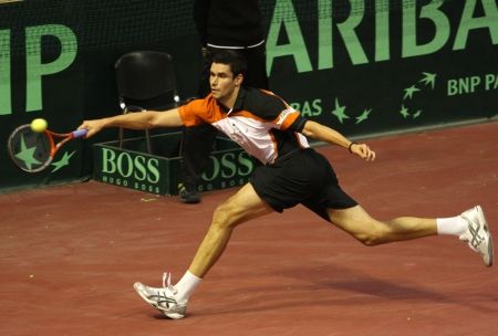 Hănescu, în turul trei la Roland Garros