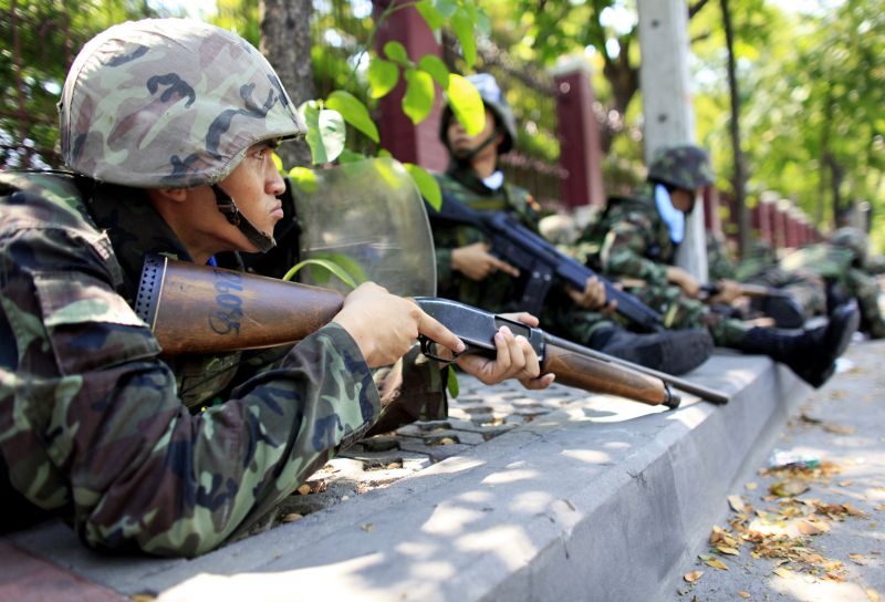 La Bangkok au fost ridicate restricţiile de circulaţie