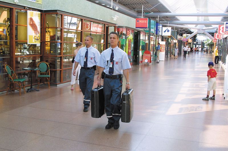 Şomajul te face „bodyguard”