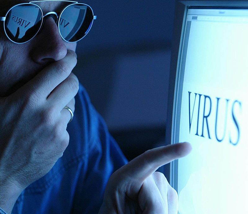 FantastiK! A viralizat maneaua despre viruși
