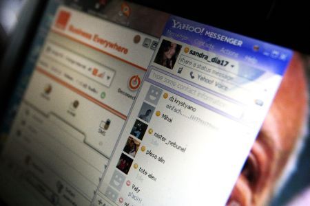 Virus prin Yahoo Messenger: "Se extinde ca un foc de pădure"